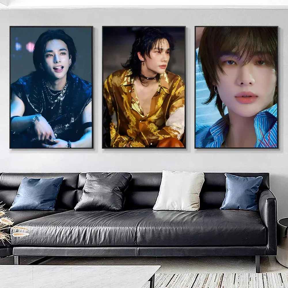 الصبي Hyunjin المشارك جماليات الحد الأدنى طباعة قماش اللوحة لغرفة المعيشة ديكور المنزل الحديث #3