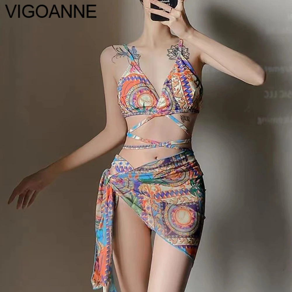 VigoAnne Sexy Print Closed 3-częściowa spódnica z wysokim stanem Bikini Set Women 2025 Cross Hollow Swimsuit Blackless Push UP Strój kąpielowy