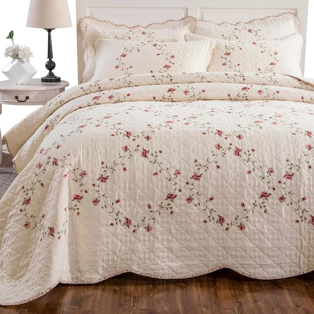 

Floral Leaves 3D Embroidered Cotton Reversible Quilt Set with 3 Pieces for Decorative Bedspreads