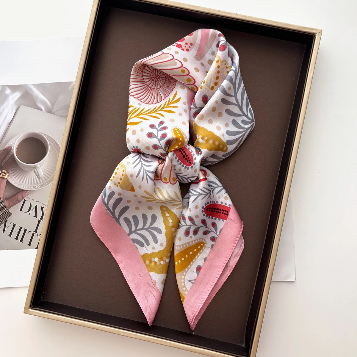 New Printed Square Scarf For Women Fashion Soft Stain Scarves Bandanas Luxury Hijab Neckerchief Elegant Beach Shawl Wraps