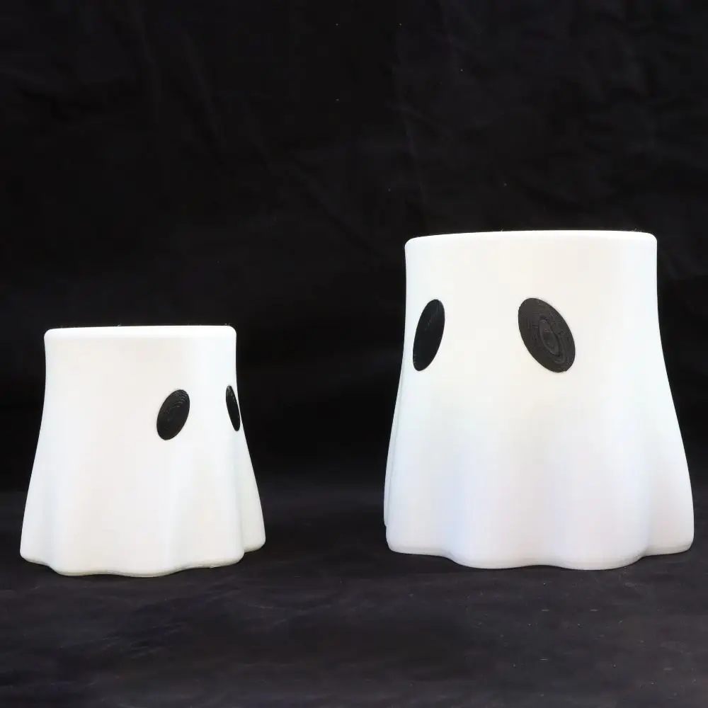 Durable Plastic Ghost Planter Ghost-Themed Haunted Design Halloween Ghost Bucket Versatile Piece Unique Gift Candy Bowl