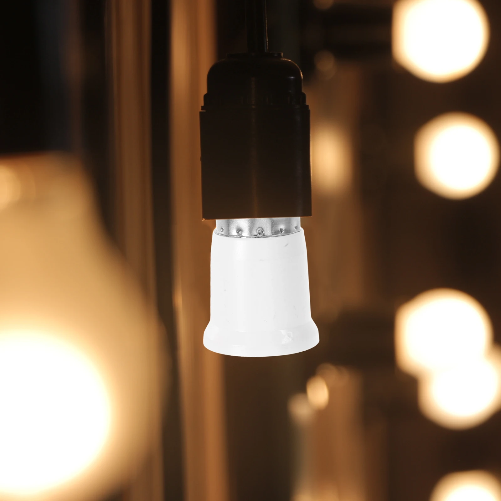 

2Pcs E27 Screw Lamp Holder Converter 65mm Light Bulb Extension Socket Adapter for Chandeliers Table Lamps Wall Lamps PC Metal