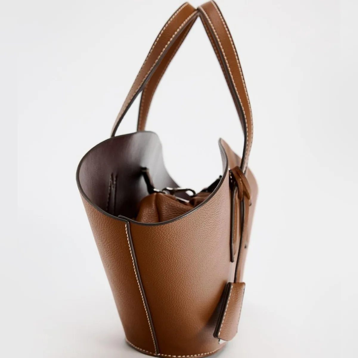 

Fashion Function Diaper Bag For Women Leather Crossbody Bag Luxury Vintage Tote Minimalist Designer Large Capacity Elegant