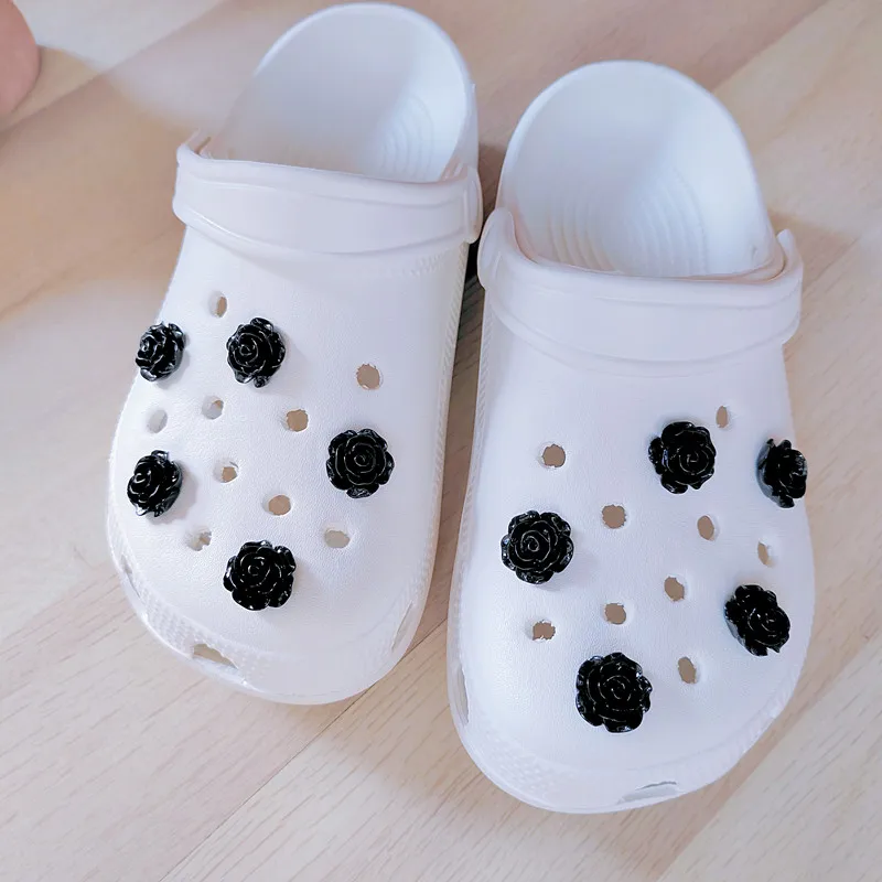 Whole Set Hot Sale DIY Hole Shoes Charms for Cute Flower Handmade Charms Designer Quality Garden Shoe Decoration Girl Gift