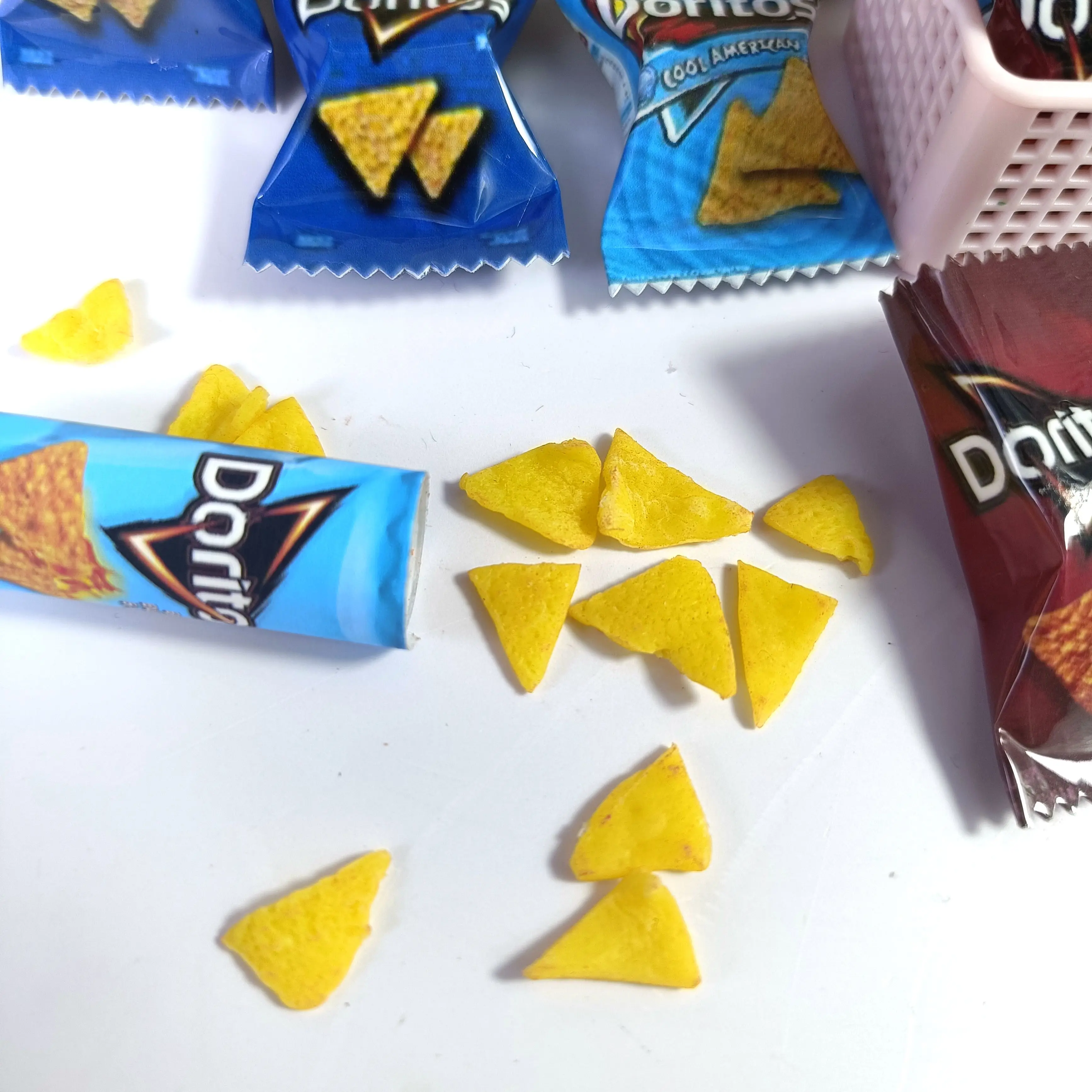 NEW 2Bag Chips 1/6 Scale Dollhouse Miniature Fried Chips Mini Pretend Food for Blyth Barbies BJD Doll House Toy birthday present