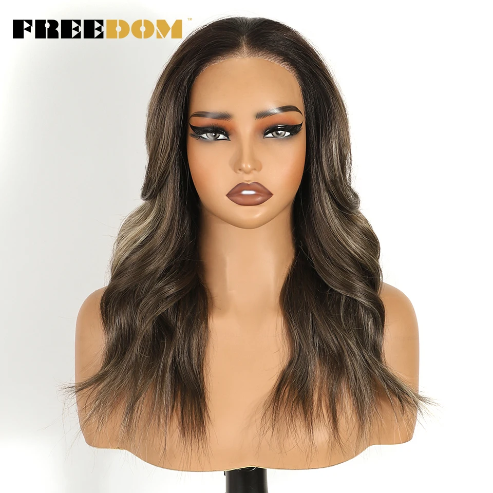FREEDOM Synthetische Lace-Front-Perücken für Damen, natürlich gewellt, 18 Zoll, 13x3 Lace-Perücke mit vorgezupfter Haarlinie, vorgefertigte Ombre-Braun-Perücken mit Highlights – Detail 2