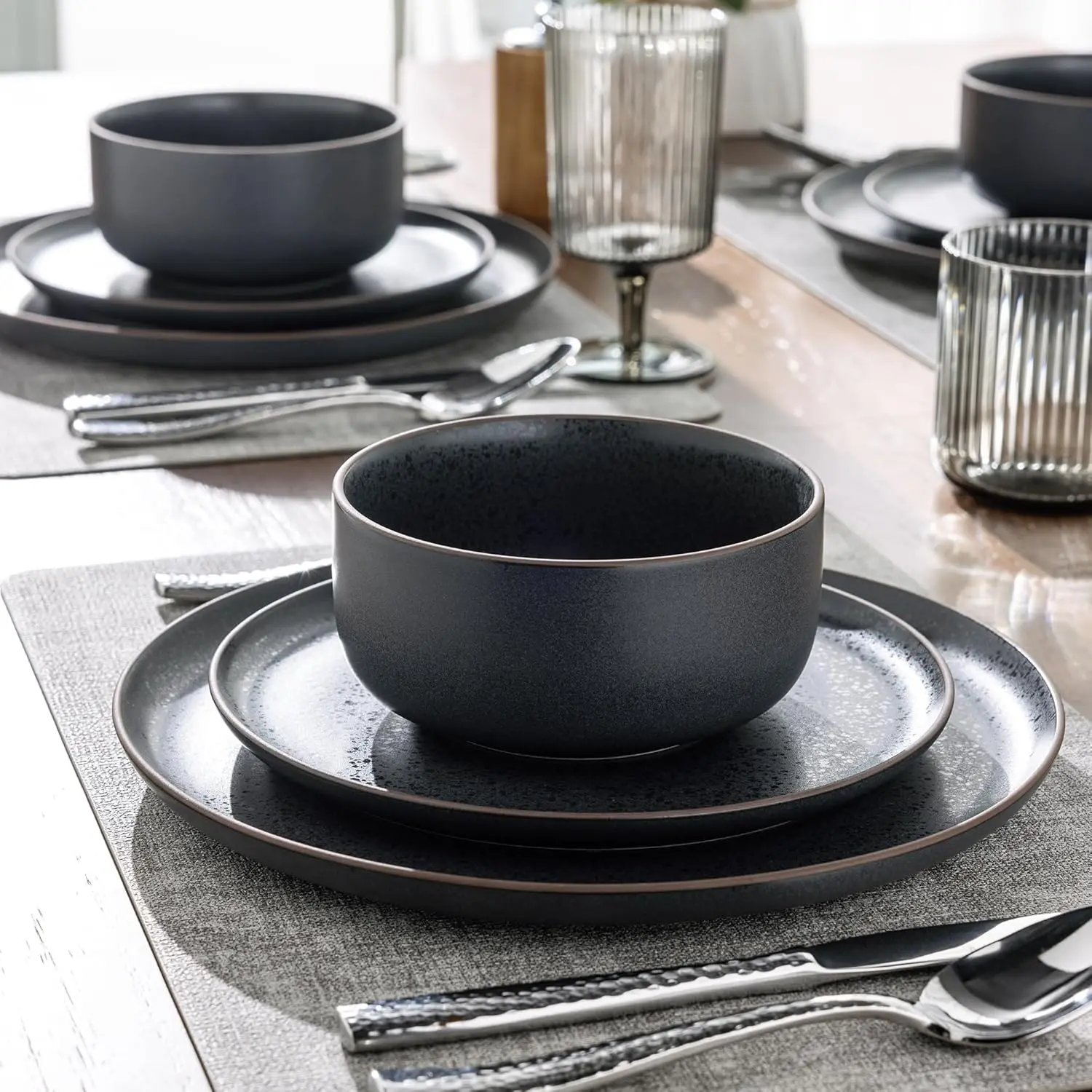 ชุดอาหารเย็นสโตนแวร์สําหรับ 6, ชุดจานและชามเซรามิกหัตถกรรม, จานชิปและป้องกันรอยขีดข่วน, เครื่องล้างจานและไมโครเวฟ