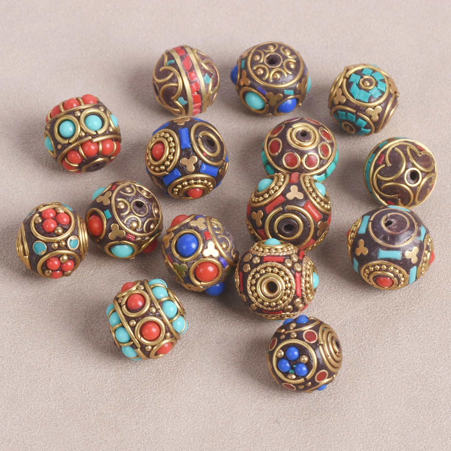 

2pcs Round 15mm~18mm Handmade Nepalese Tibetan Buddhist Brass Metal Clay Loose Beads For DIY Jewelry Making Findings