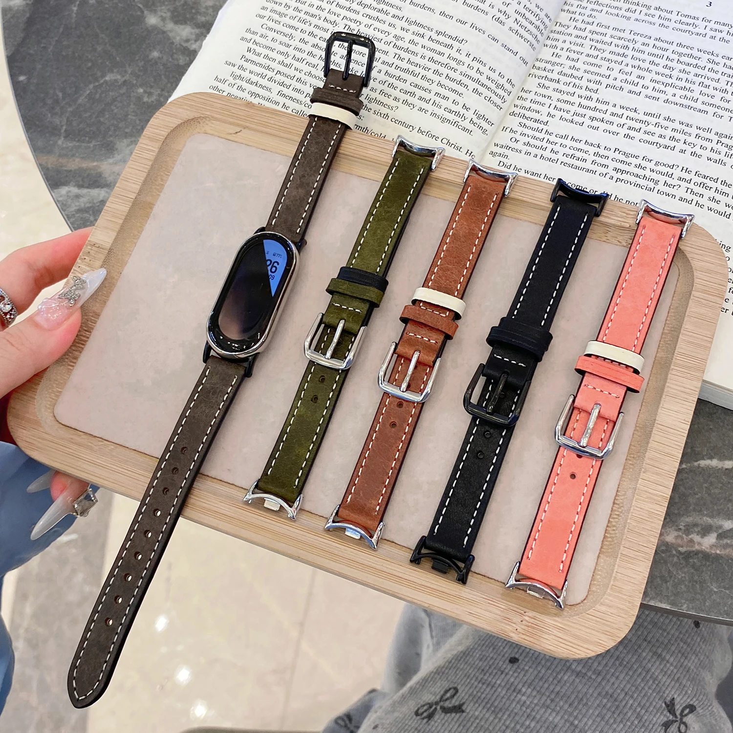 Suitable for Xiaomi wristband strap mi8 strap mi9 strap new frosted strap retro elegant versatile style