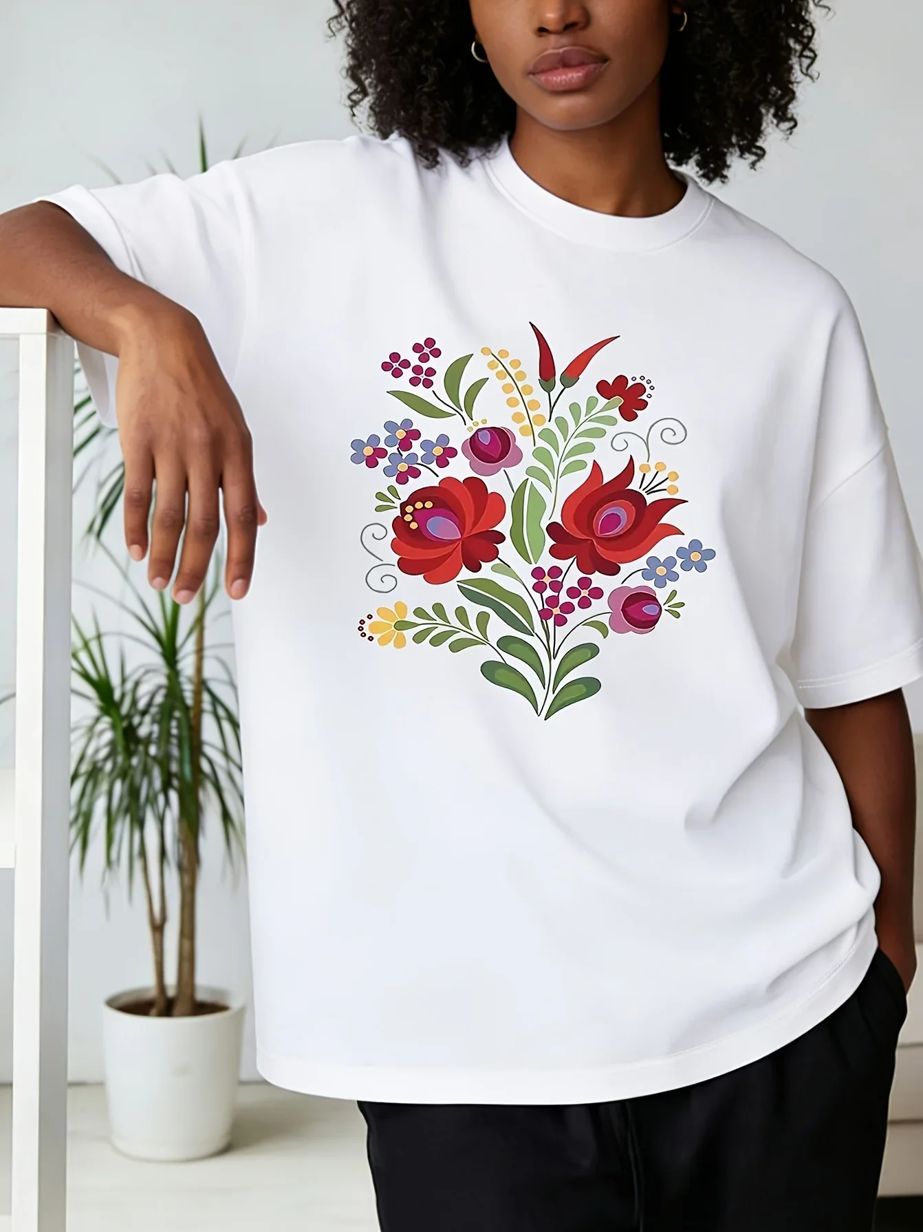 Eastern European Folk Art Style Floral Creative Design Ethnic Decor Natural Atmosphere Pattern Print White Round Neck Sleeve