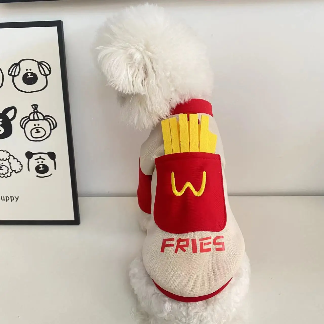 Patatas fritas tridimensionales McDonald's ropa para cachorros otoño e invierno corgi oso de peluche ropa mascota cachorro pequeño otoño e invierno