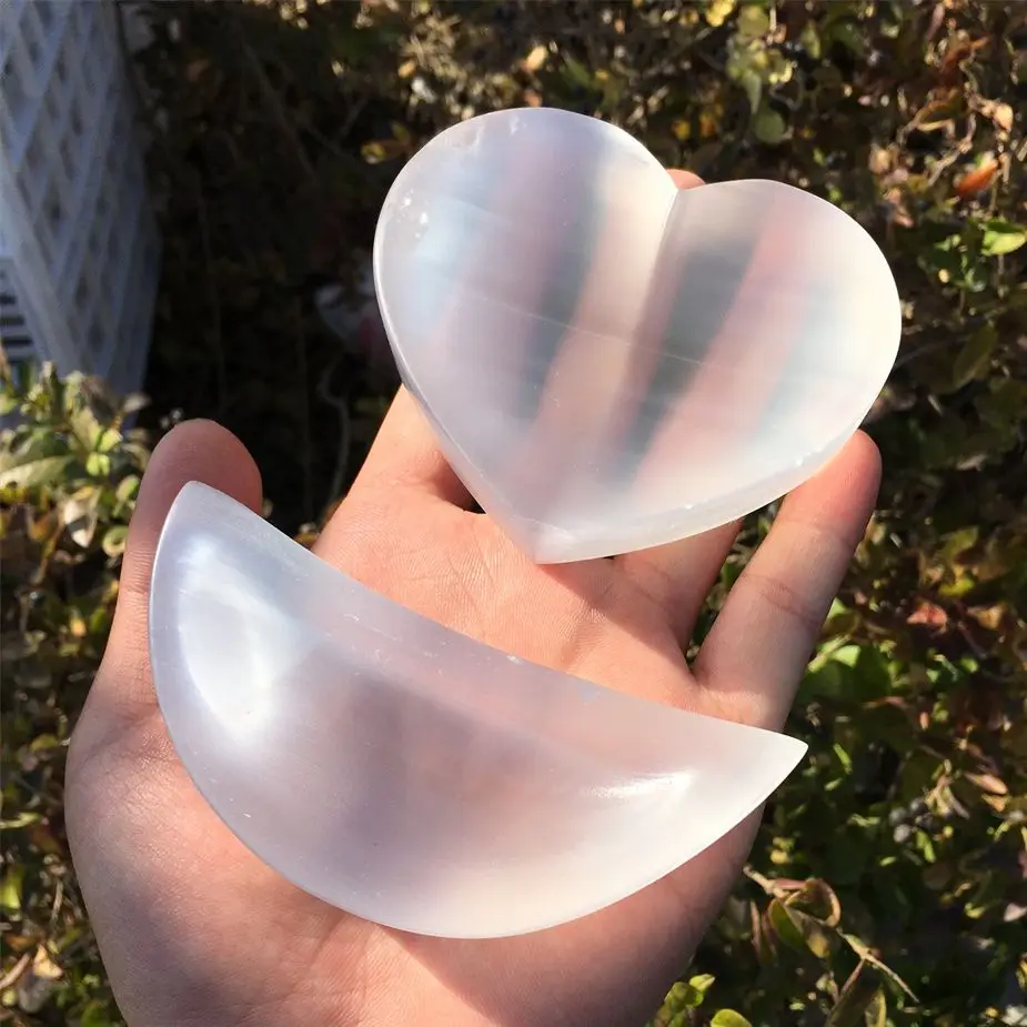 

Natural Selenite Crystal Heart Shape Bowl White Gypsum Coaster Energy Power Minerals Specimen Healing Home Decoration Gifts 1PC