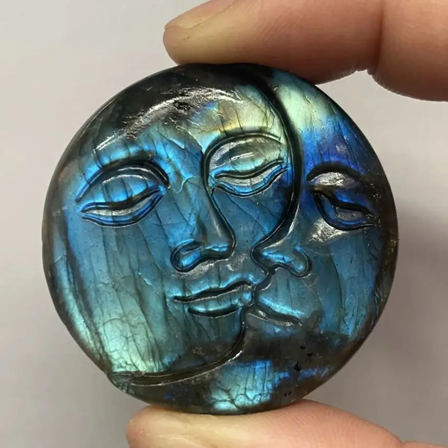 Natural Labradorite Carving Sun Moon Face Hand-Carved Crafts Ornaments Crystal Minerals Meditation Home Decoration Gifts