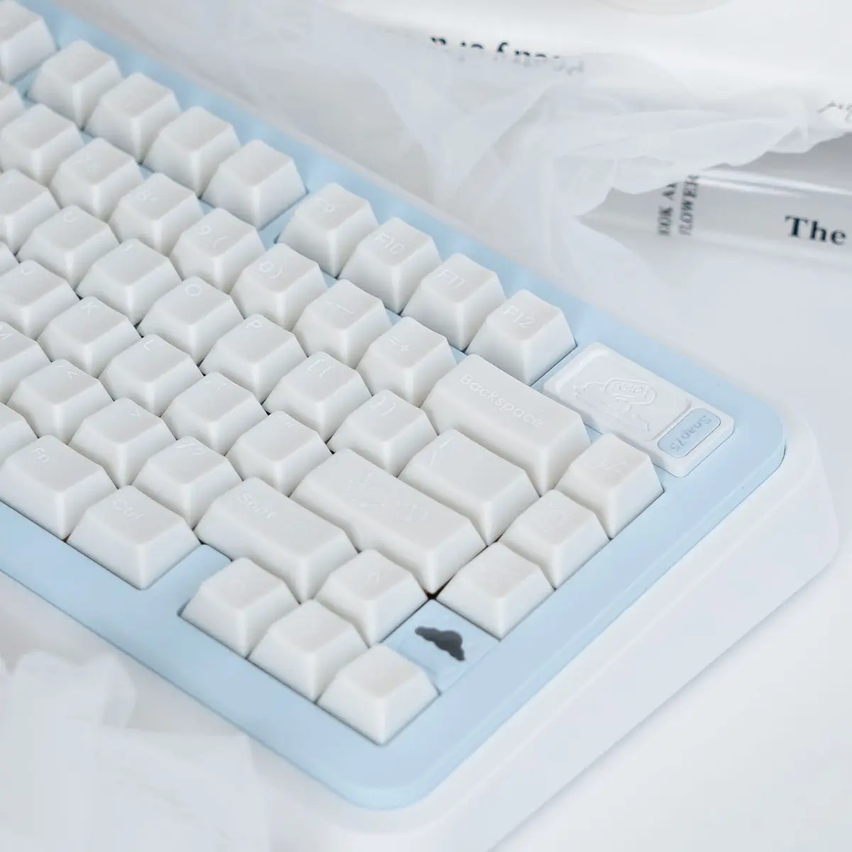 Star Whisper Full Set Keycaps  154 Keys  White Constellation Minimalist Custom Replacement Keycap Set for Mechanical Keyboard