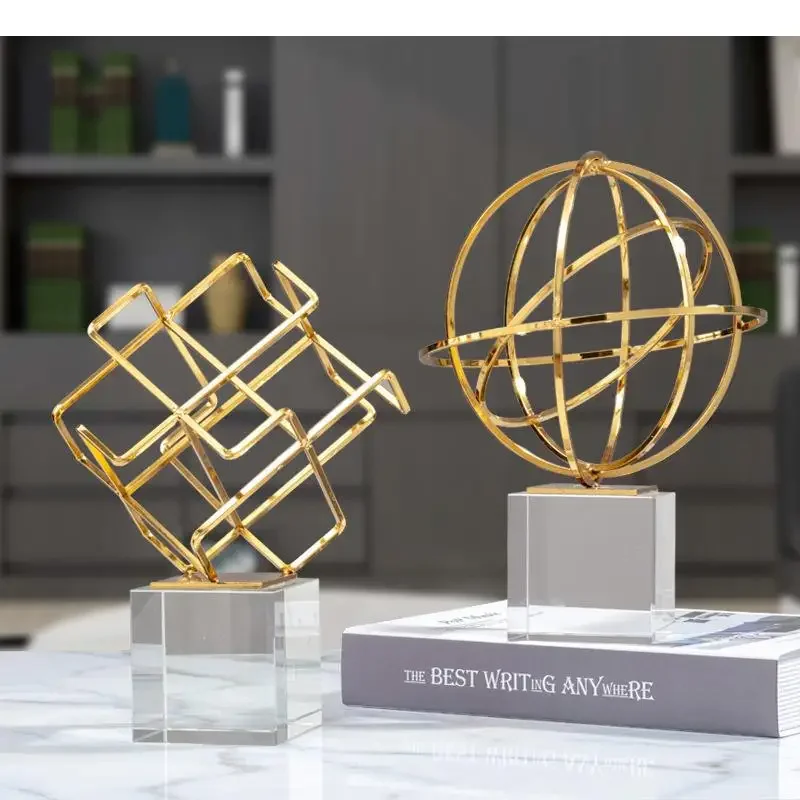 Creative Metal Geometric Ornaments Desk Decoration Ornaments Modern Decor Gold/silver Alloy Crafts Geometric Artwork Statue