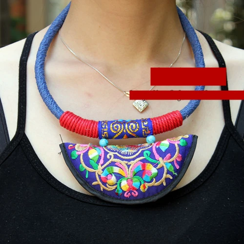 Mix 10PCS Miao Ethnic Handmade Embroidered Half Moon Fragrant Bag Collar Necklace Traditional Jewelry TNL147