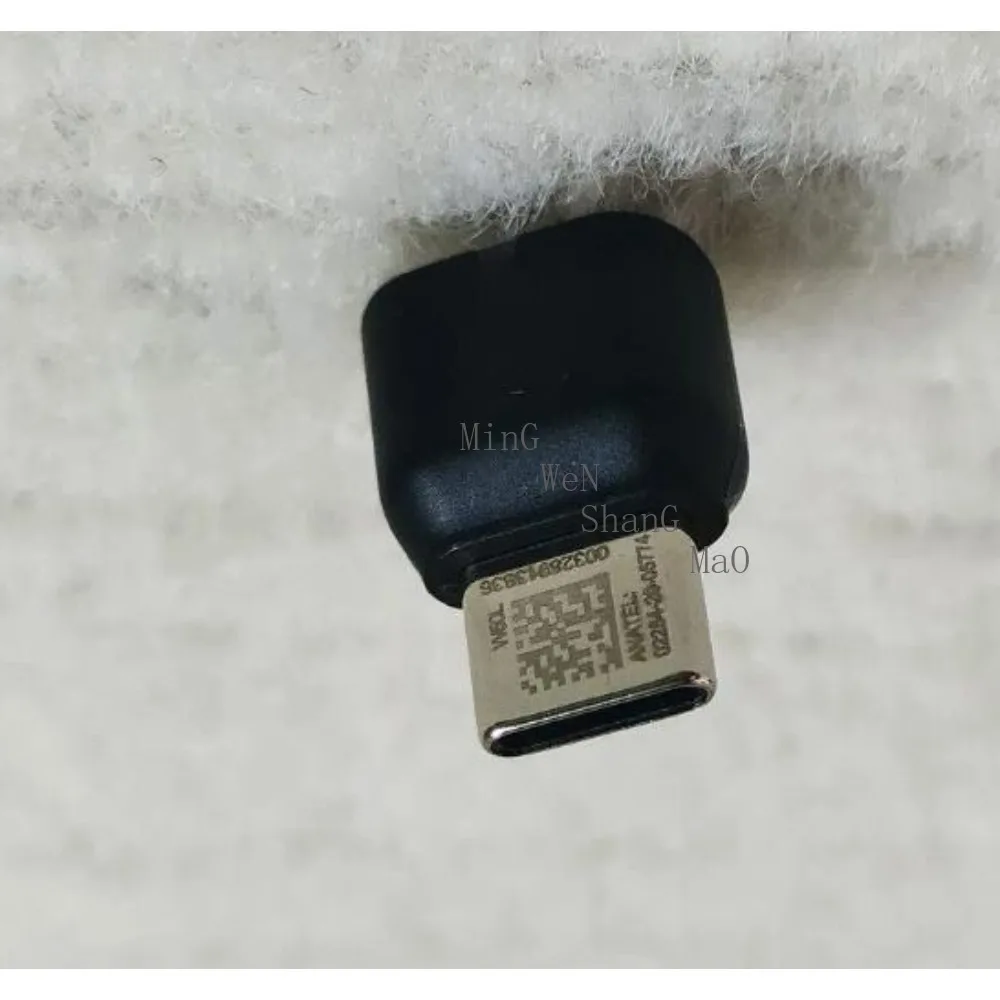 

USB-C Bluetooth-адаптер (донгл) Jabra Link 380c для гарнитур Evolve2 85, 75, 65 (версия UC)