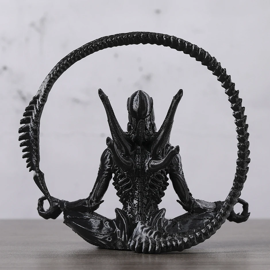 Yoga Alien PVC Figure Doll Collectible Model Figurine Toy 10.5cm