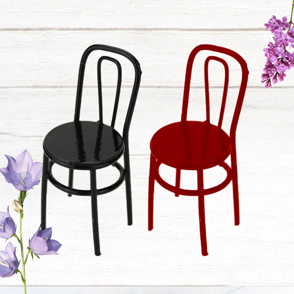 

2 шт. миниатюрные стулья из сплава для мини-домика, декор для миниатюрной комнаты, стильная реалистичная мебель, реквизит для фотосессий, винтажный шик