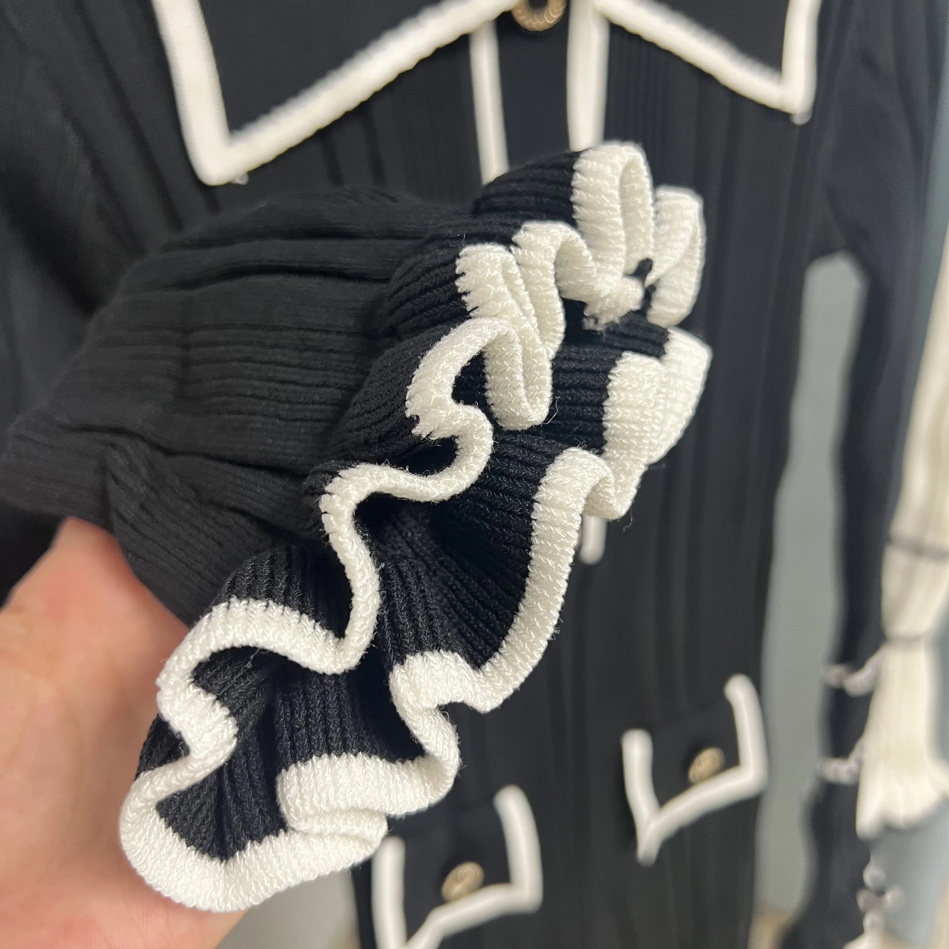 Yuoomuoo ชุดเดรสแฟชั่นสุดเก๋เซ็กซี่สำหรับผู้หญิงเดรสถักลายสะโพกฤดูใบไม้ร่วงเดรสแม็กซี่ผ้ายืดรัดรูปชุดเดรสสตรีทแวร์