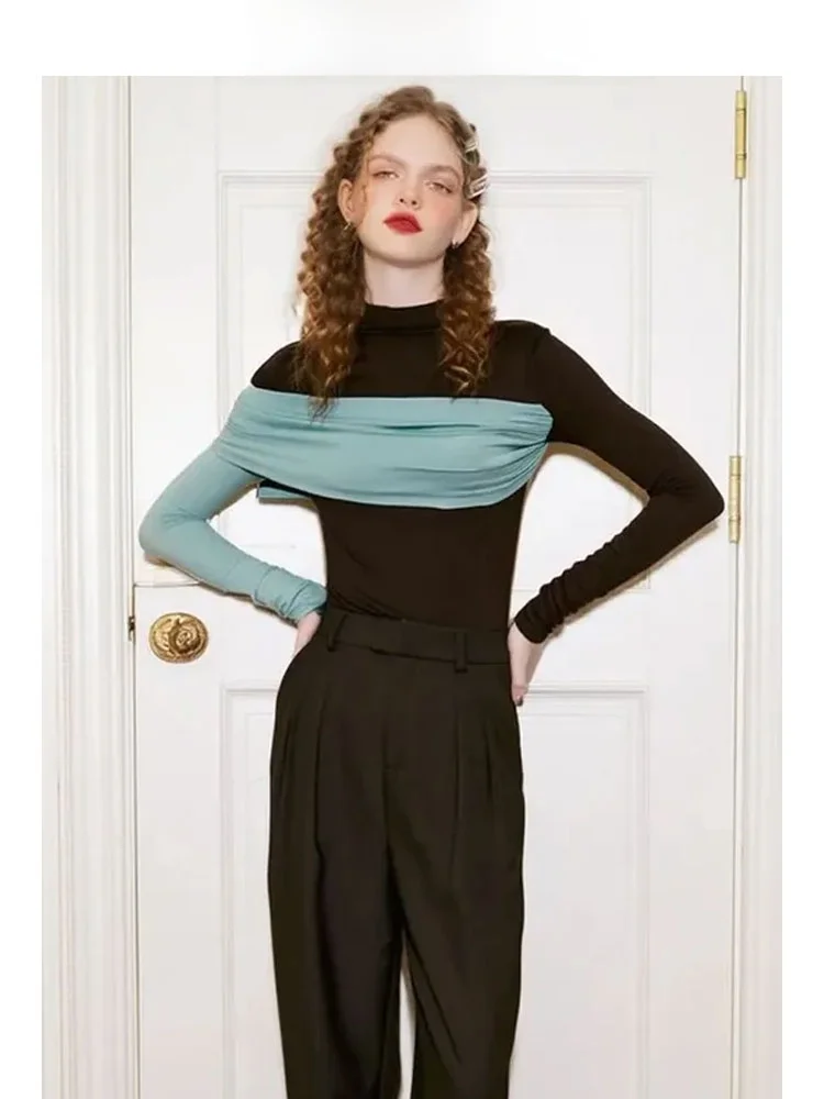 

ZhuoZhi Осенняя новинка: приталенная футболка с асимметричным цветовым блоком, длинным рукавом, влагоотводящая, с высокой талией, стандартной длины.