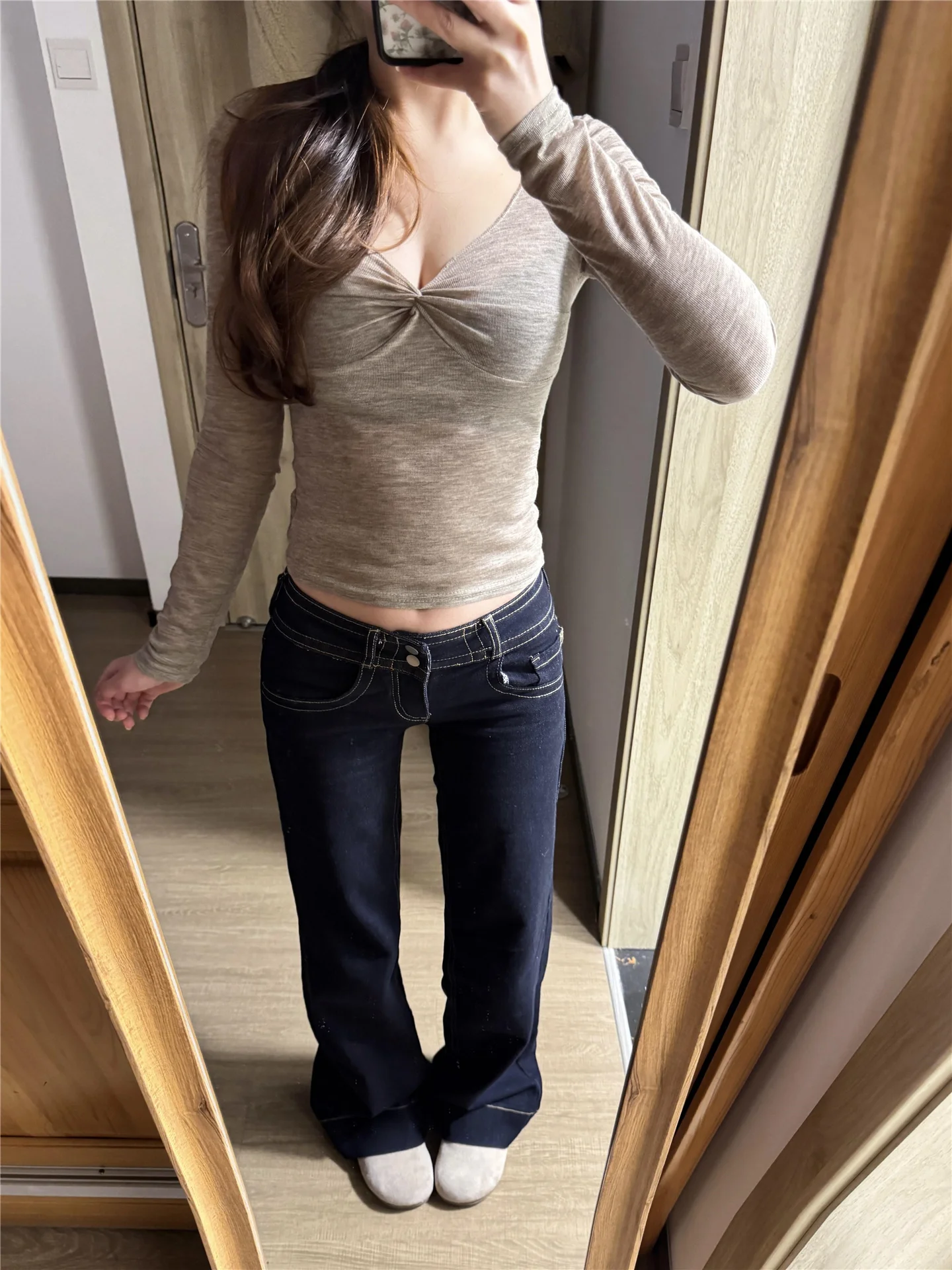 

American Style Vintage Low Waist Bell Bottom Jeans Women Loose Slimming Drapey Design Wide Leg Pants Deep Blue Casual Cotton