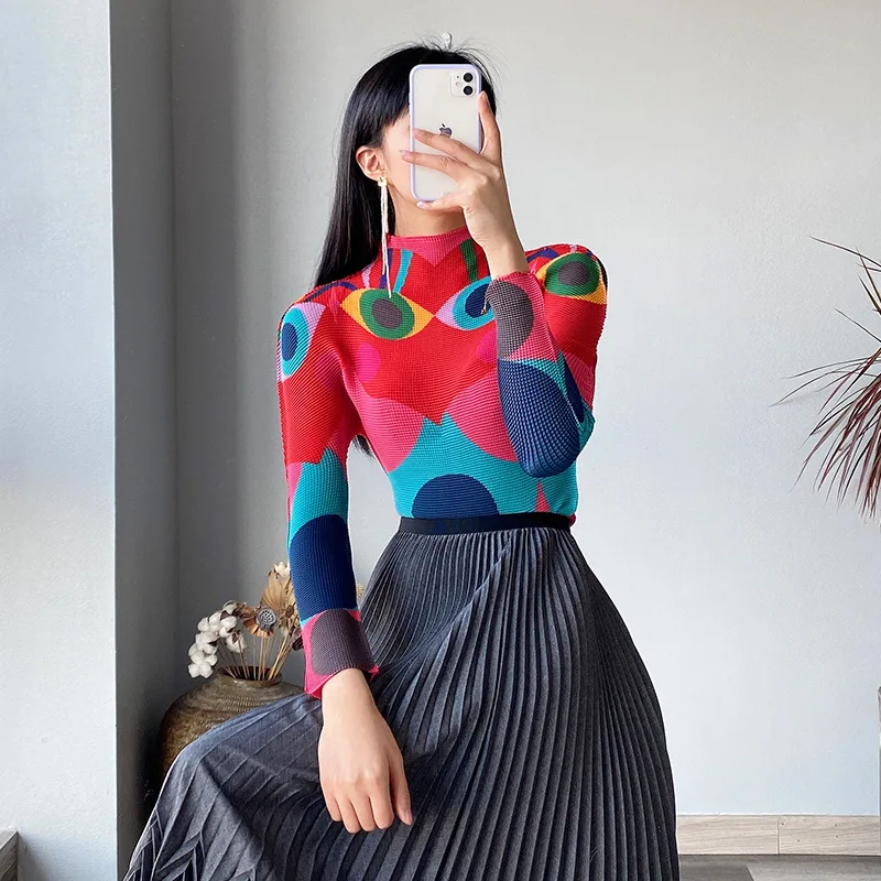 Women's pleated T-shirt wholesale, high-end printed stretchy Miyake print slim fit long-sleeved base layer