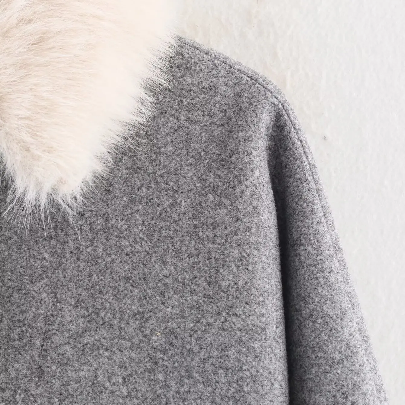 

Осень-зима, Новое поступление, женское модное двухцветное шерстяное пальто с меховым воротником, универсальное уличное пальто из полиэфирного волокна