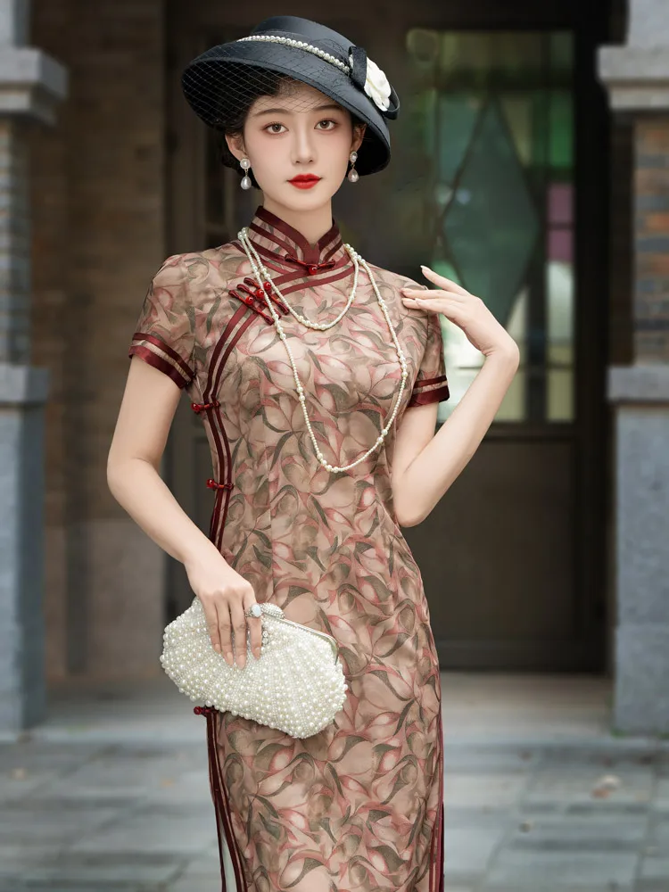 

anghai Old Sle Long Dr Daily Wear Satin Qipao Gown High Slit ort Sve Floral Print for Women 25-35 Years...