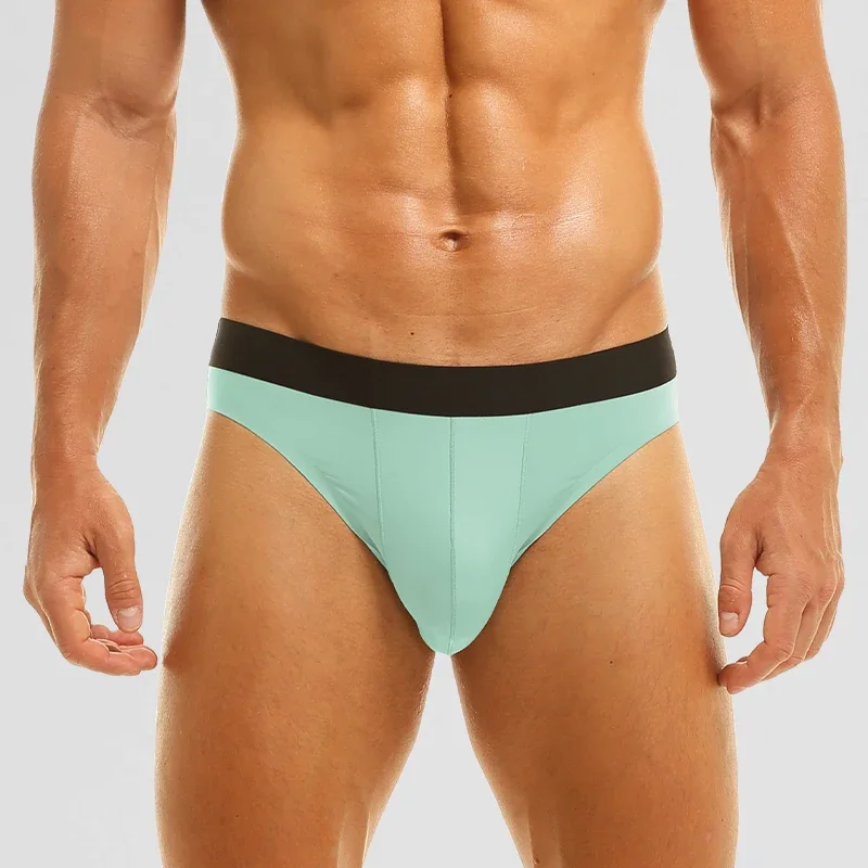 

5-Pack of Men's Ice Silk Seamless Ultra-Thin Summer Breathable Men's Briefs for Boys with Transparent Sexy Shorts