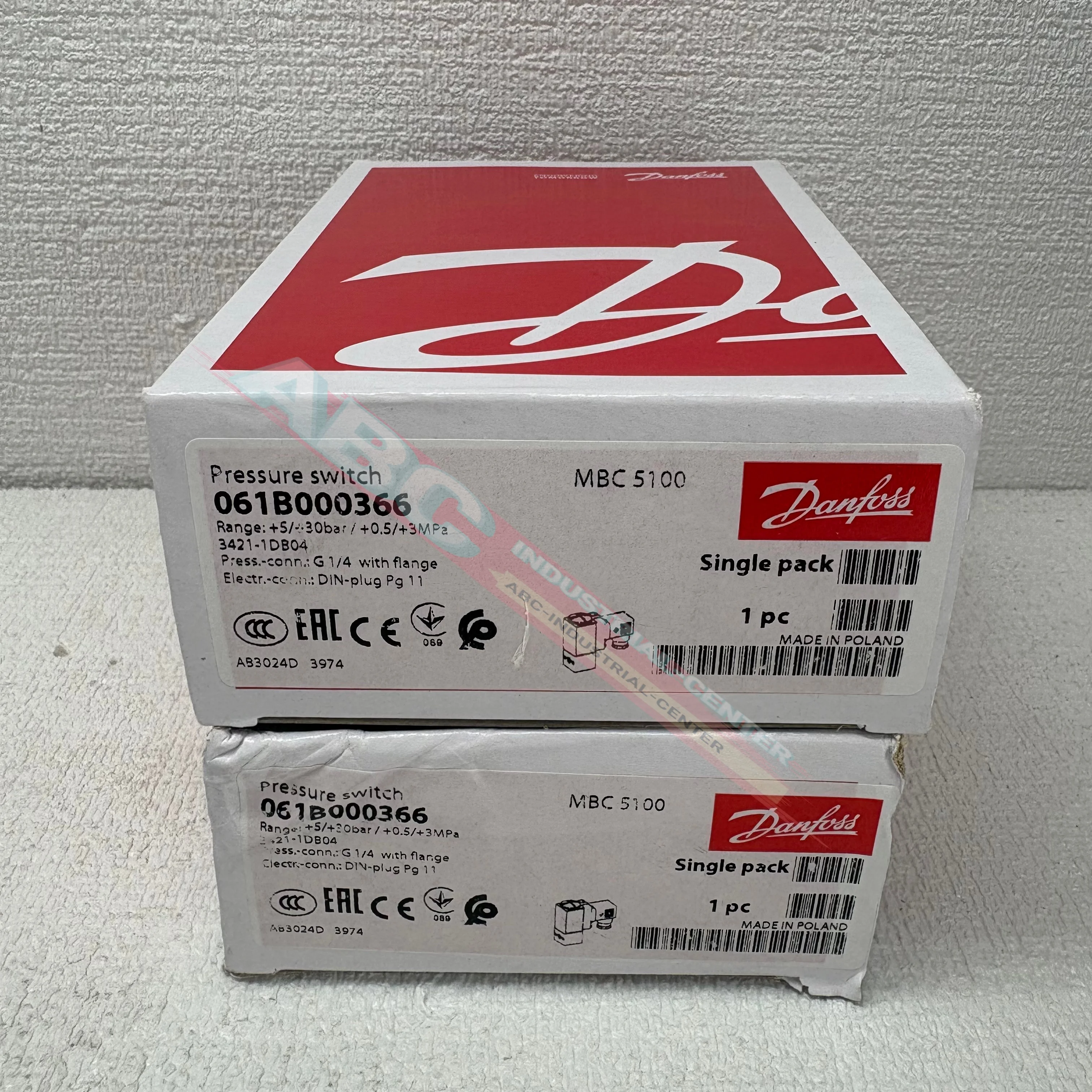 pressure sensor 061B000366 MBC5100  100%NEW