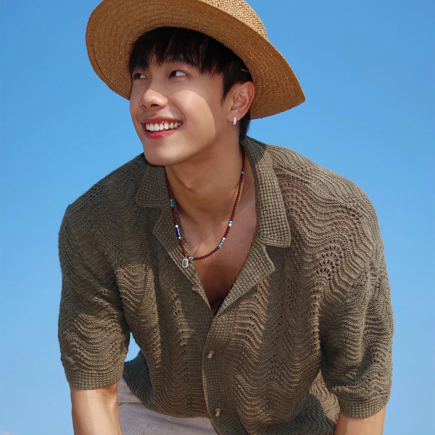 Vacation Beach Mens Vintage Shirts Knitting Solid Color Hollow Out Cardigan Tops Men 2026 Summer Fashion Short Sleeve Knit Shirt