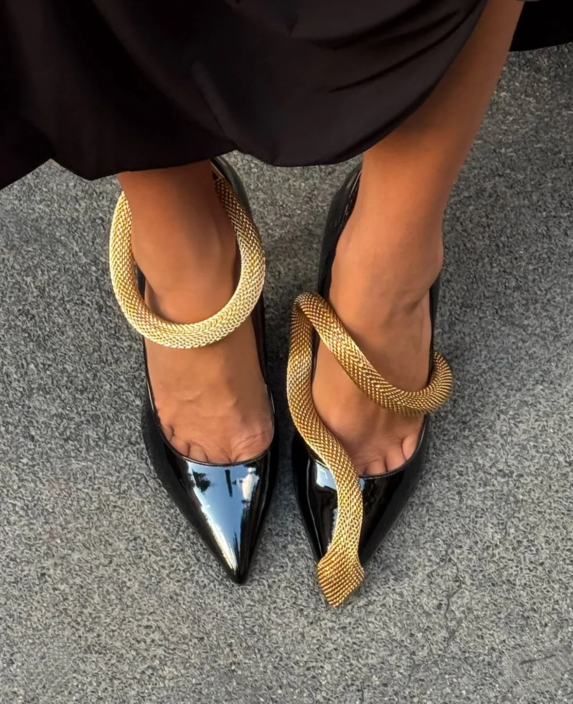 New Women's Black Patent Leather High Heels Gold Snake Chain Decor Pointed Toe Stiletto Heel Elegant Party Evening Shoes
