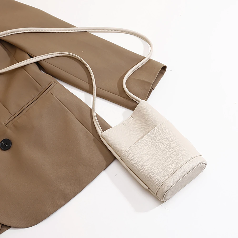 Modna torba na telefon komórkowy dla kobiet Crossbody mała torba ze skóry Pu nowa moda wszechstronna minimalistyczna torba na telefon Unisex