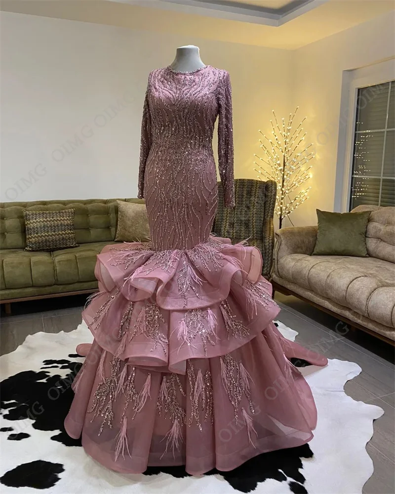 OIMG Dusty Pink Mermaid Tiered Evening Dresses Prom Gowns 2024 O Neck Feathers Luxury Elegant For Women Party Custom Made