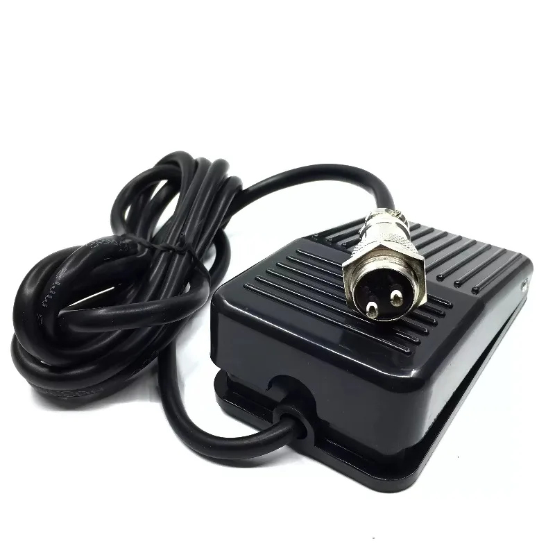 TFS‑01 Pressure‑Resistant Foot Switch 220V 10A, Momentary Pedal Switch with 2/3‑Core Cable Aviation Plug ****