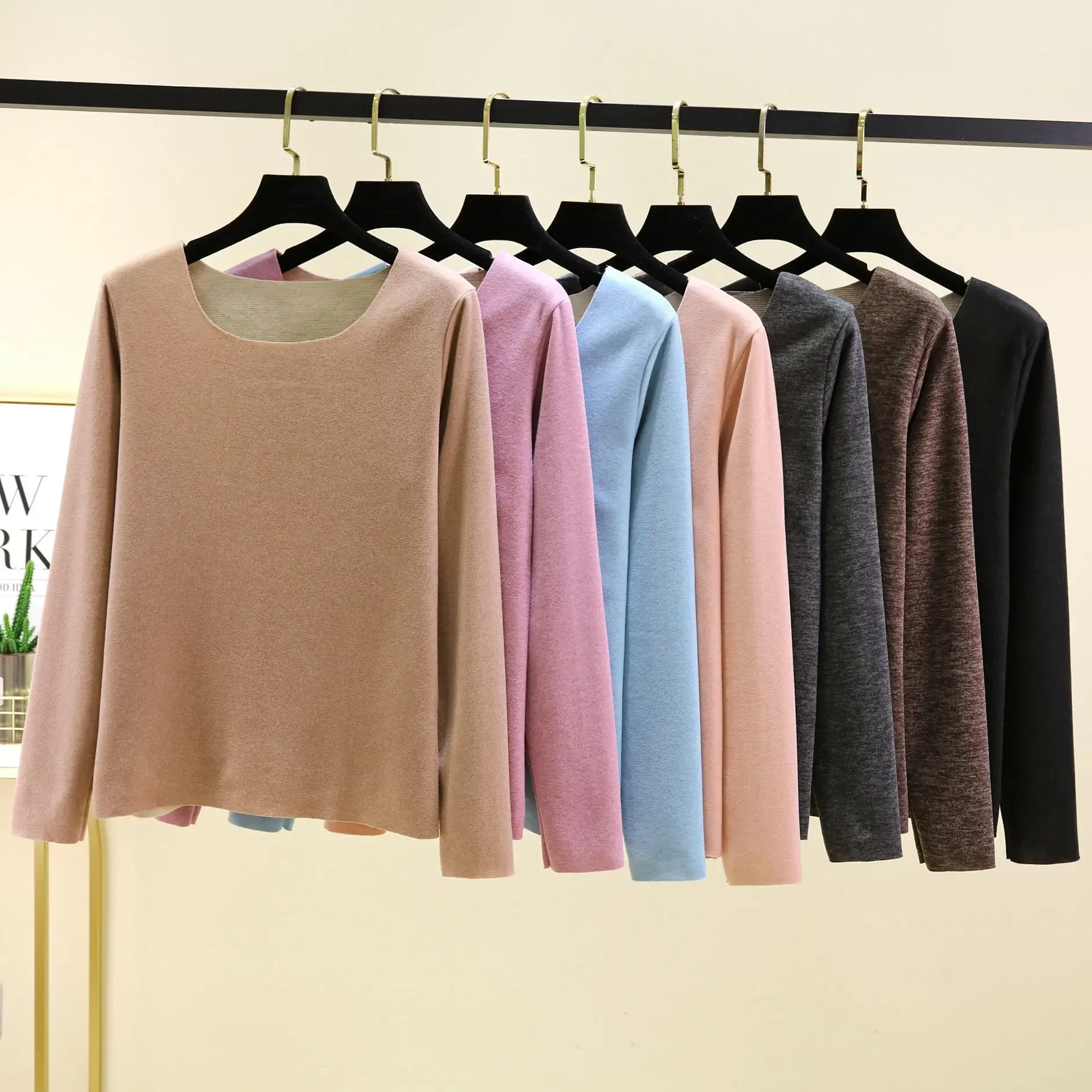 Plus size Fleece Warm Bottomed Tshirts Long sleeves Thick O-Neck T-shirt thermal tee tops solid color base undershirts