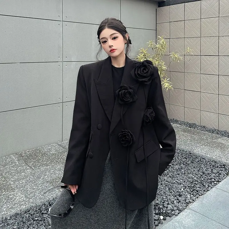 

Женский весенне-осенний новый нишевый дизайн, высококачественный костюм с подкладкой на плечах, фиолетовый блейзер с трехмерным цветком для тяжелой промышленности