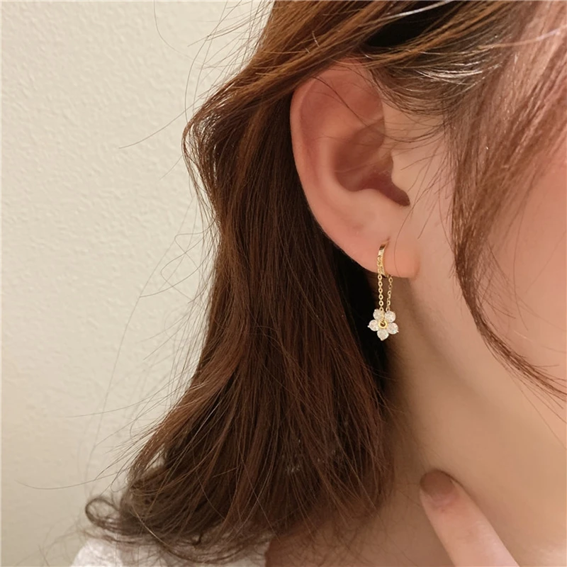 New Korean Elegant Zircon Flower Hoop Earrings for Women Girls Fashion Simplicity Metal Chain Boucle D\'oreille Jewelry Gifts