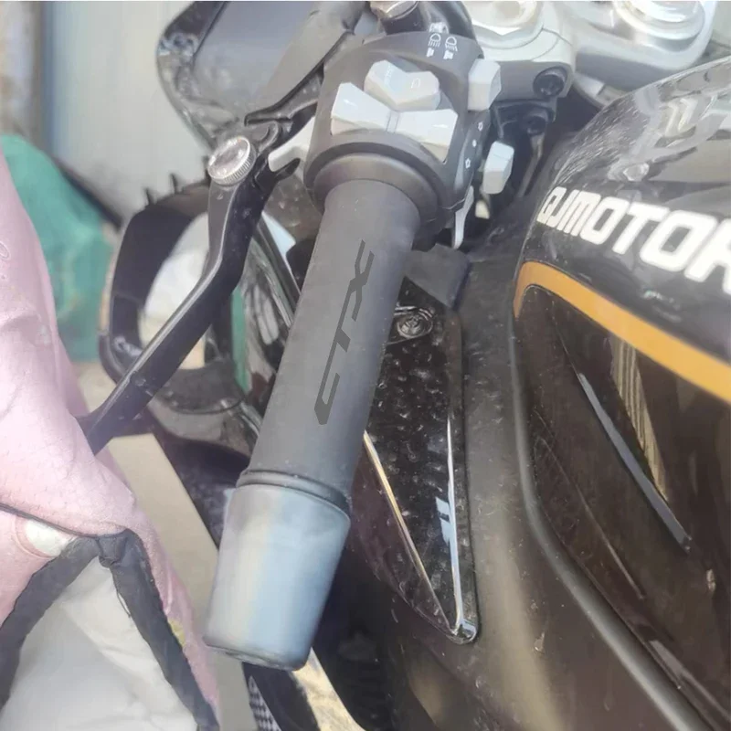 

For HONDA CTX 700 700N 1300 CTX700 CTX700N CTX1300 High quality Motorcycle Accessories No-slip Heat Shrink Handle Grip Cover