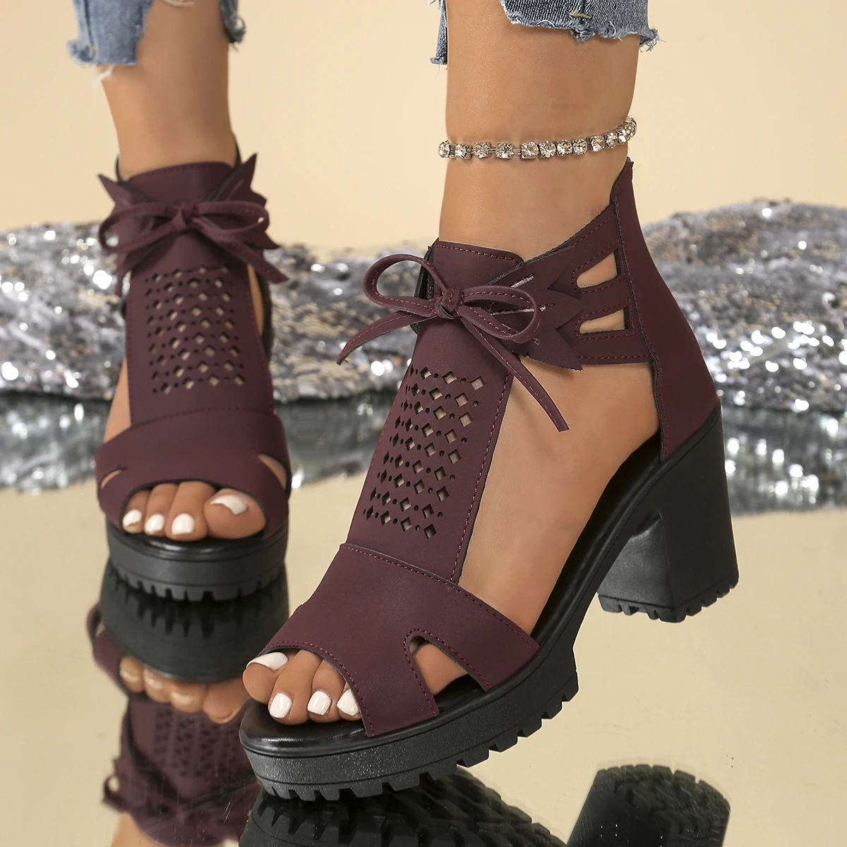 

Новинка 2023 года, летние женские сандалии на танкетке с открытым носком, противоскользящая обувь, женские повседневные модные сандалии на высоком каблуке с открытым носком