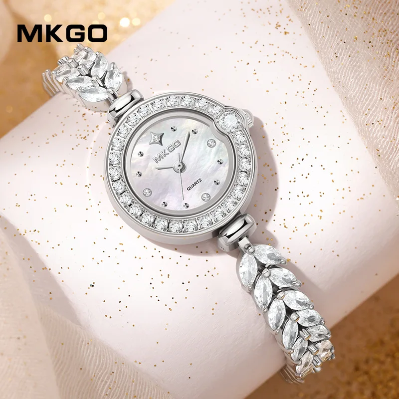 Reloj de cuarzo a la moda para mujer, pulsera impermeable con cabeza de cobre, ligera, de lujo, con incrustaciones brillantes, lleno de diamantes