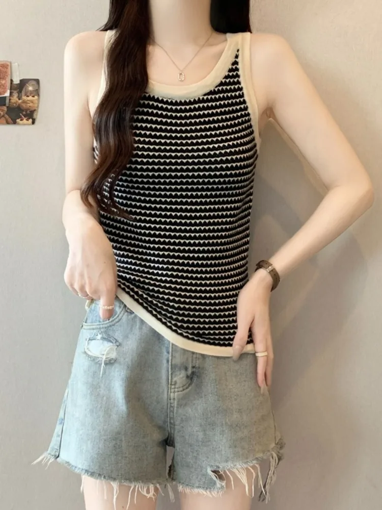 Gilet con cinturino lavorato a maglia a righe da donna Estate di grandi dimensioni Grasso MM Sensazione di fascia alta Strato base Abbigliamento interno Top Svel