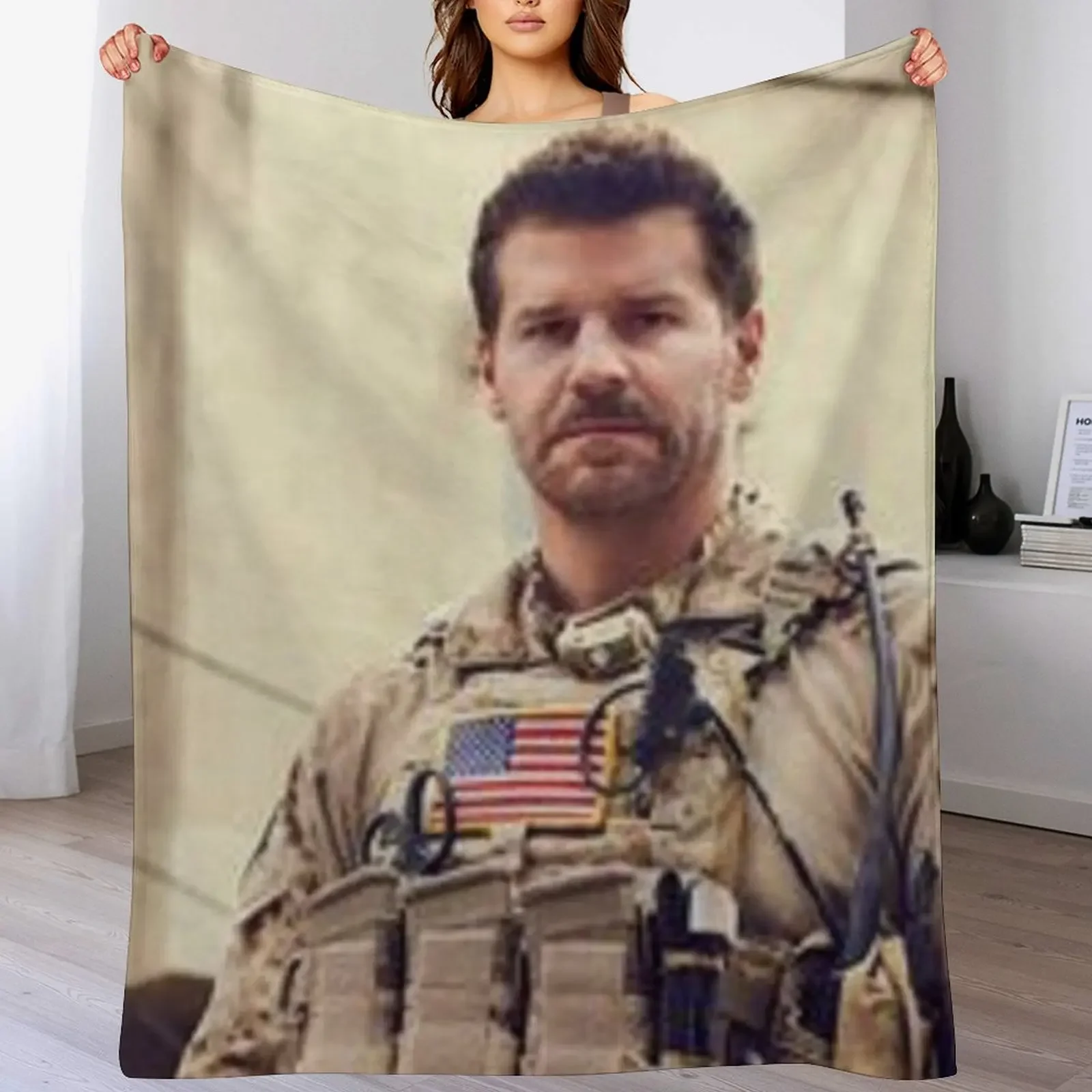 

david boreanaz Throw Blanket Luxury Thicken Beach Quilt Sofa Quilt Blankets