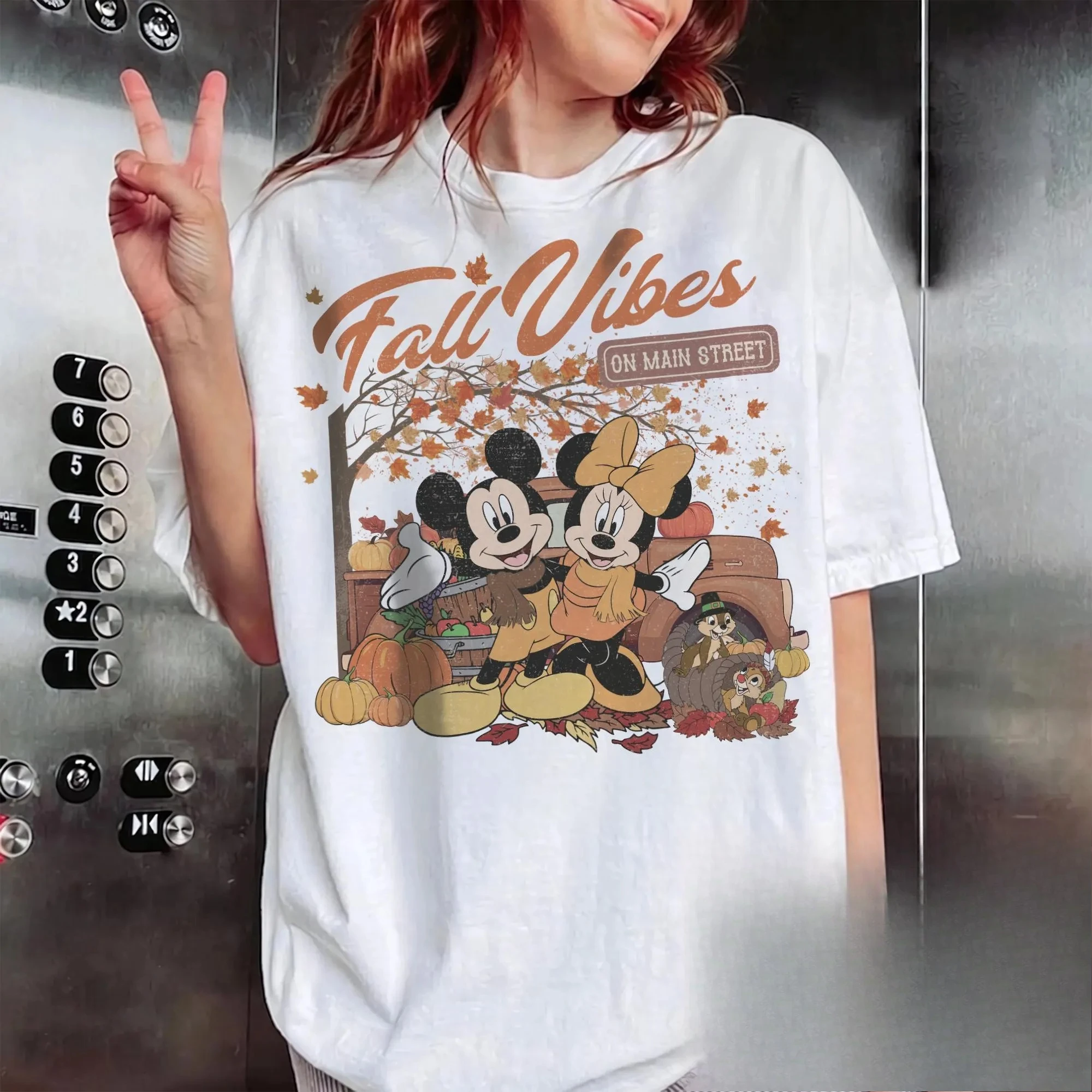 2026 new Round-neck short-sleeved autumn alien-patterned T-shirt with Halloween theme, suitable for both men and women