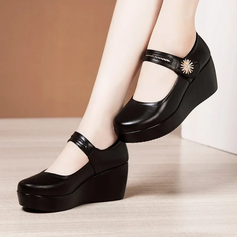 6cm tamaño pequeño 32-43 cómodos boca poco profunda zapatos de plataforma Mary Jane de cuero suave 2025 primavera tacones medios cuñas zapatos para mamá