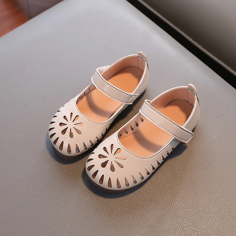 

Новая кожаная обувь, модная универсальная удобная обувь принцессы, изысканная дышащая обувь на плоской подошве для девочек в стиле ретро, модная детская обувь с вырезами