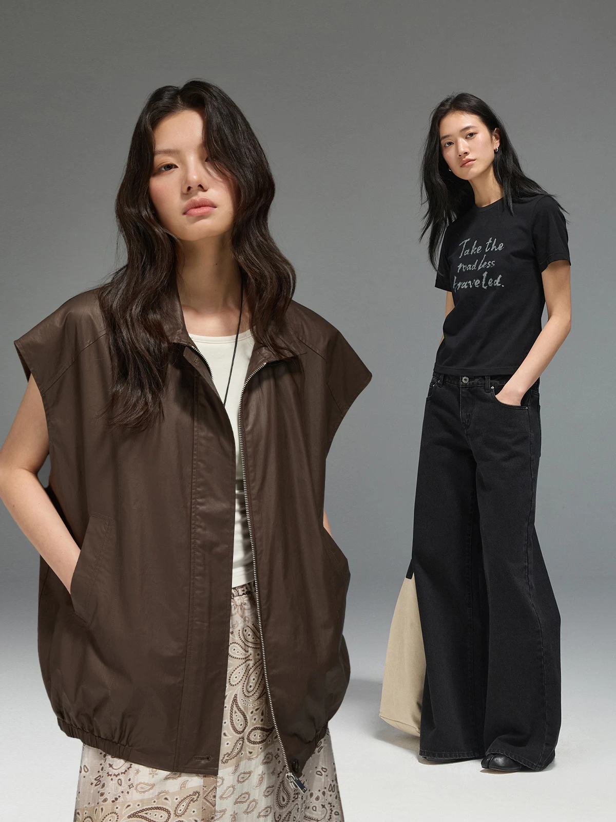 

JUSLIN Women's Cotton Vest Short Sleeve Stand Collar Oil Wax Texture Font Design Outerwear Pure Color Zipper Closure