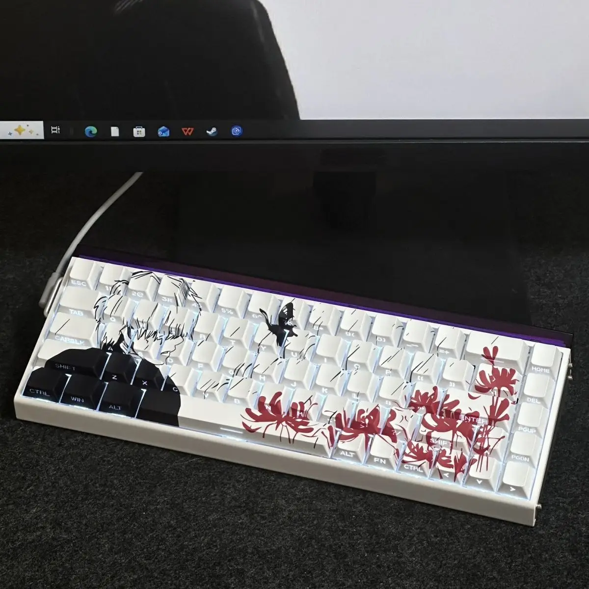 87 Keys Tokyo Ghoul Keycaps かねき けん Kaneki Ken Keycap Translucent PBT DYE-Sub Cherry Profile Key Cap for Made68 Mad68 Wooting 60