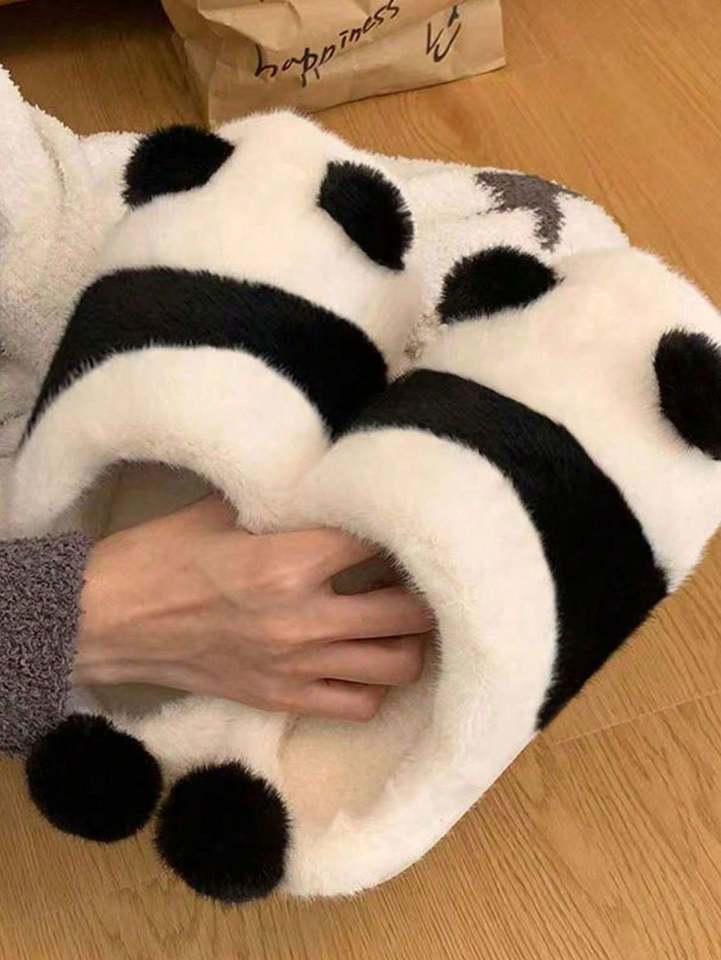  Fashionable Cute Panda Slippers Cartoon Home Slippers Warm Stylish Comfortable Ladies Winter Couple Autumn Winter Slippers 